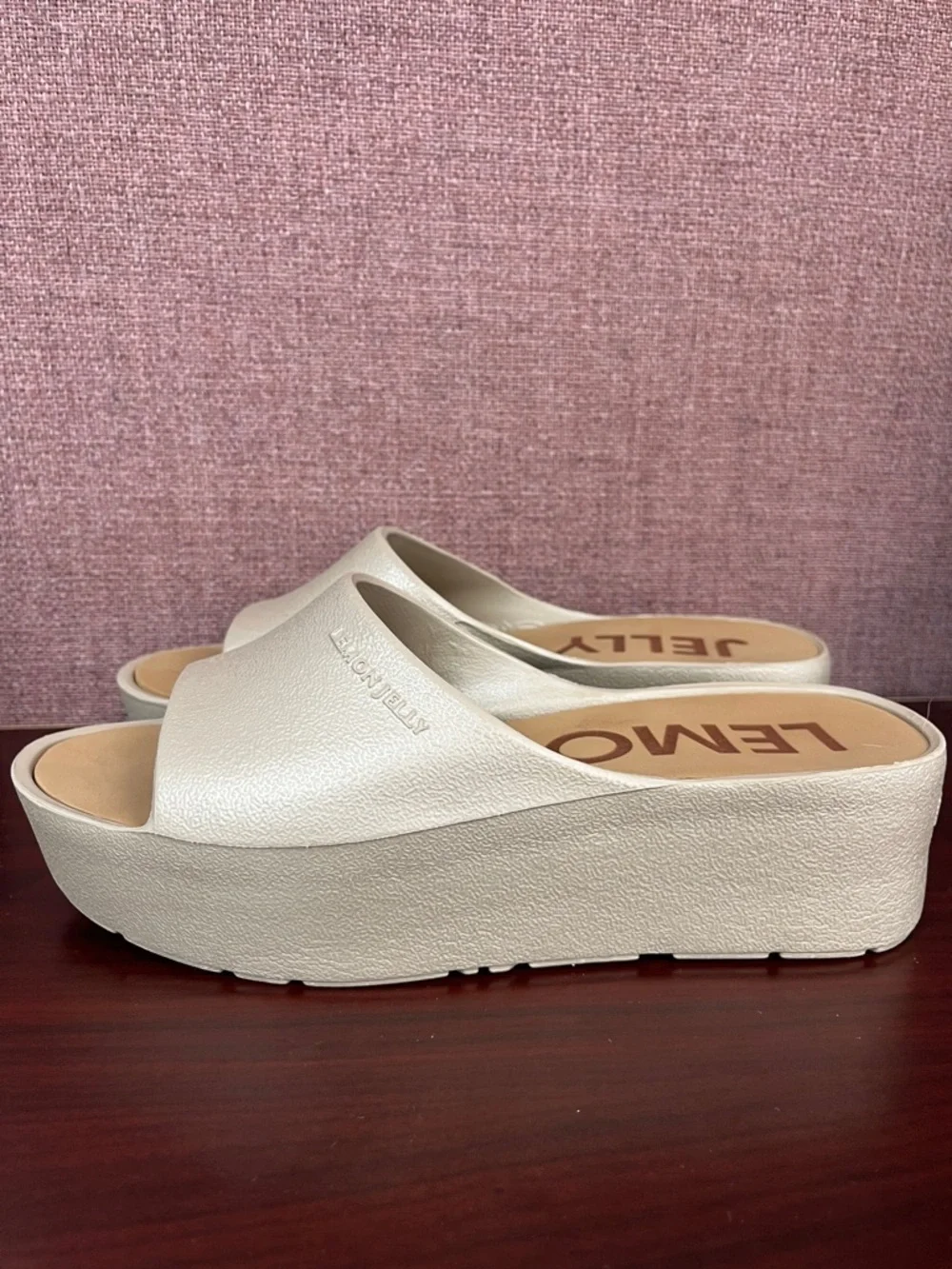 Lemon Jelly Champagne Sunny Platform Sandals Slides Waterproof Comfort Size 7